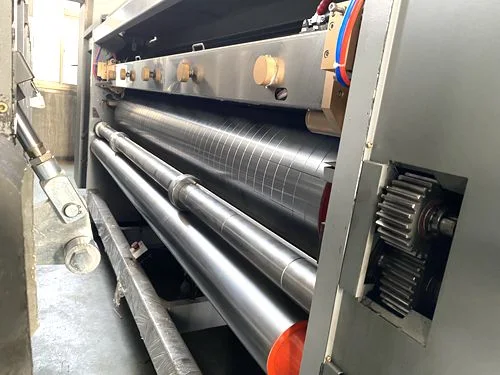 Full Automatic Paper Feeding 3 Colors Printing Slotting Die Cutting Machine